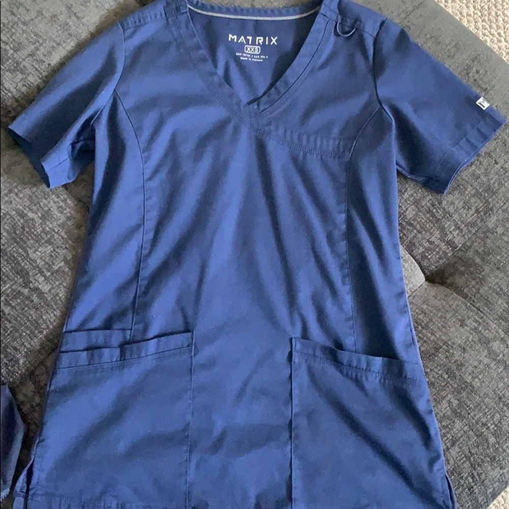 Maevn MATRIX Curved Mock Wrap Scrub Top & Bottoms